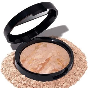 Laura Geller Baked Balance-N-Brighten Color Correcting Foundation- SAND